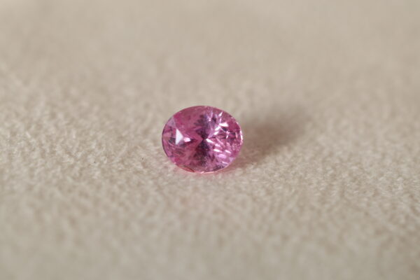 Szafir barbie pink owal kod P1