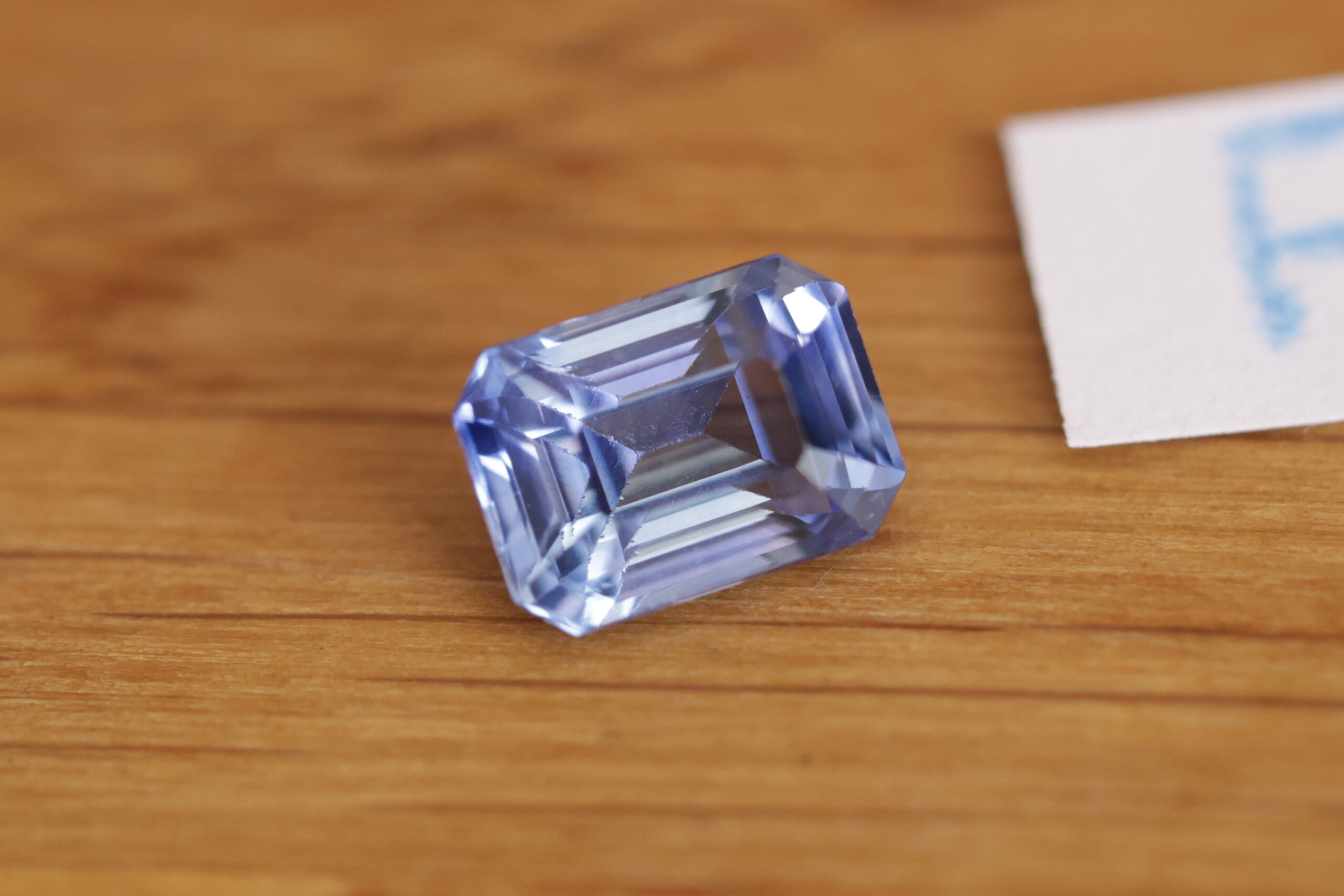 Chabrowo niebieski szafir ośmiokąt f5