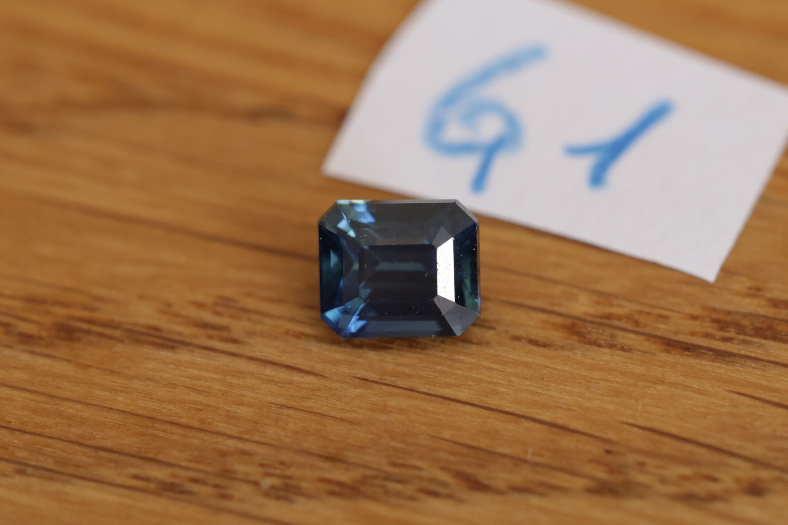 Atramentowo niebieski szafir ośmiokąt G1 - obrazek 2