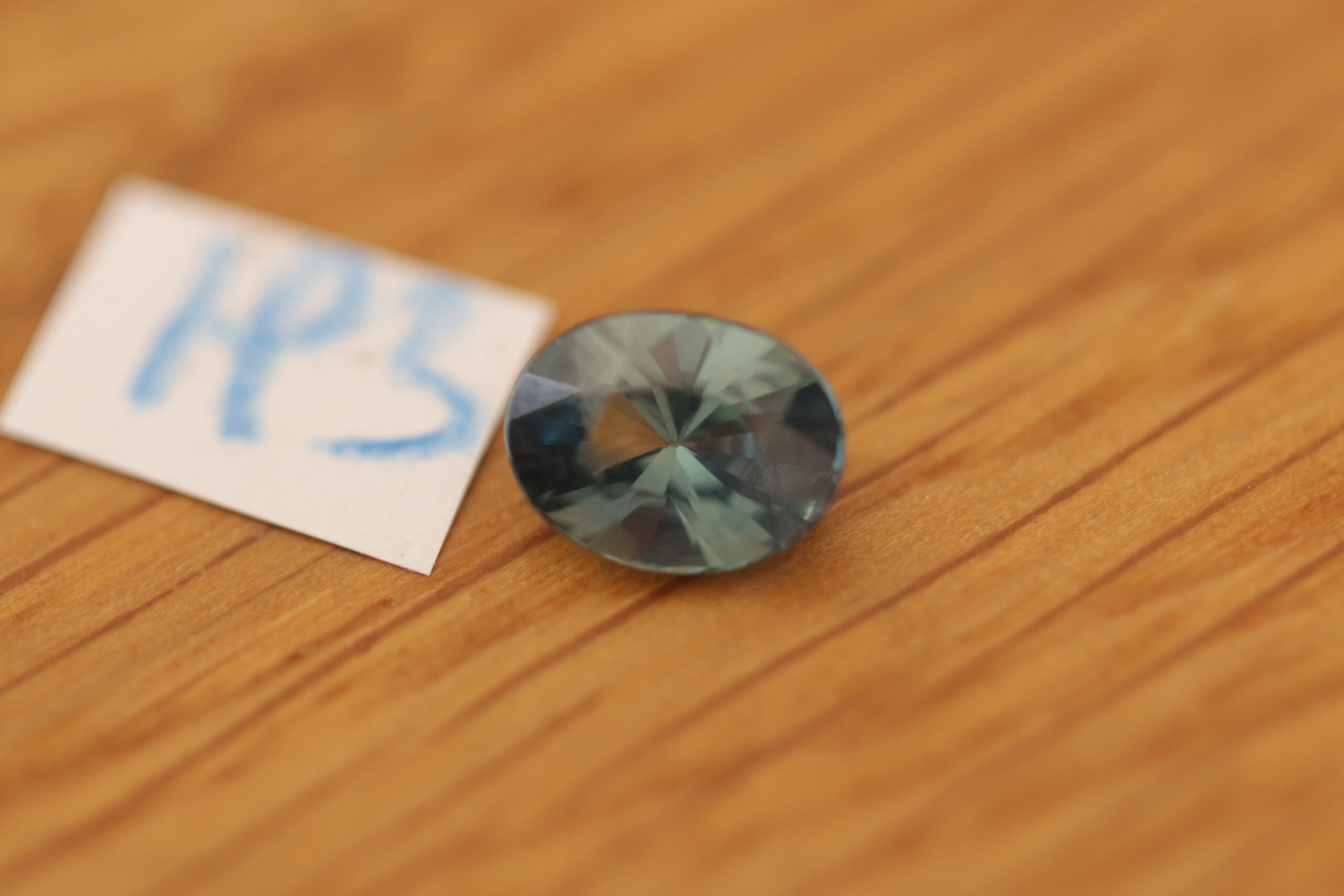 Morski niebieski szafir H3