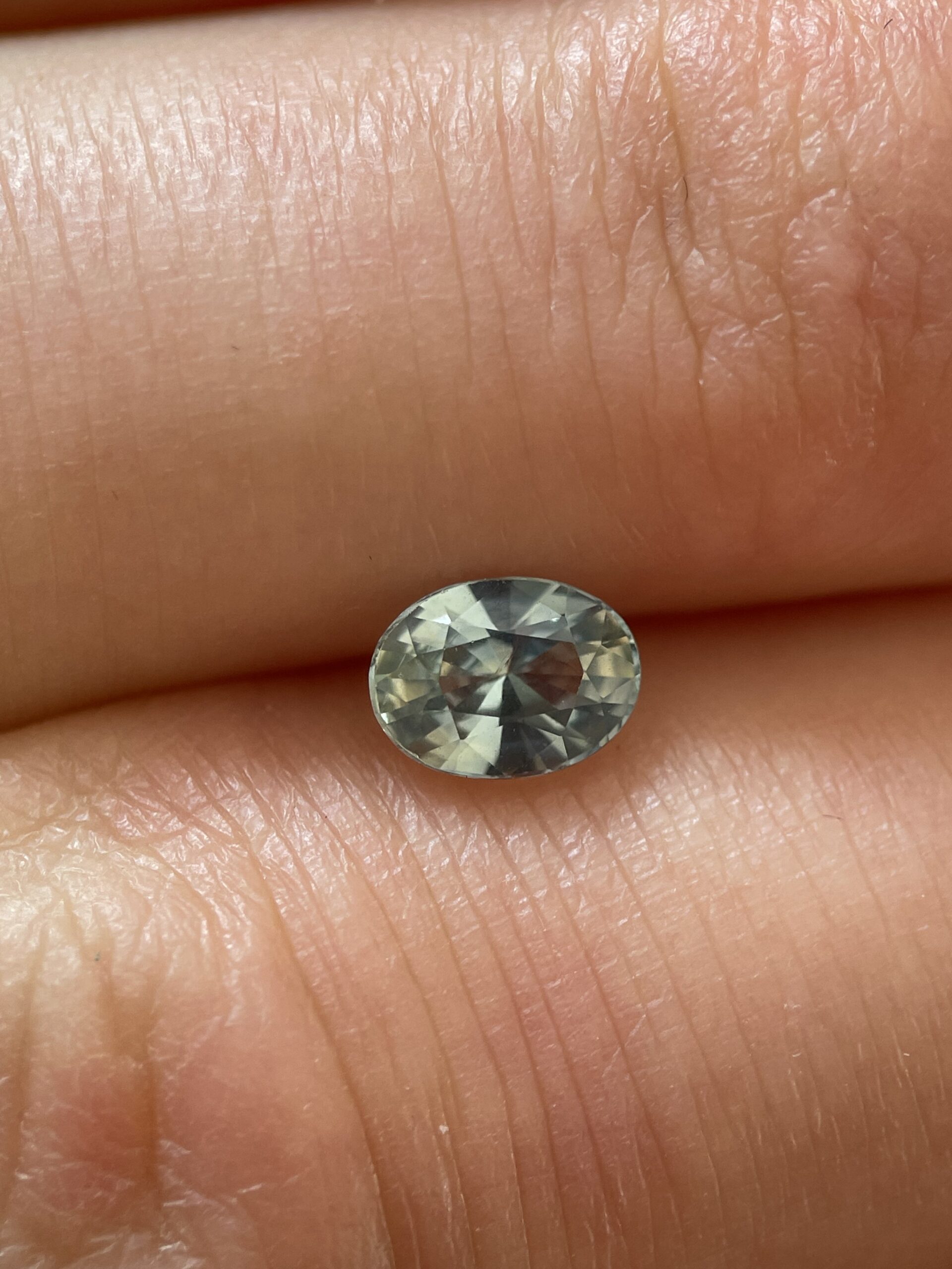 Jasny niebiesko zielono szary szafir H2 - obrazek 2